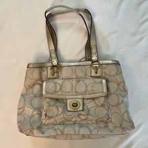 Coach Signature Jacquard Messenger Crossbody Purse Beige Gold